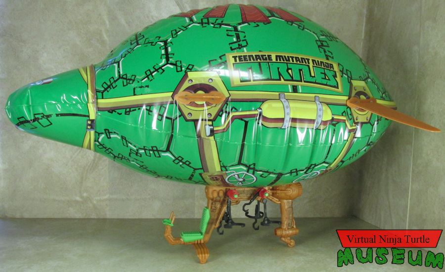 Blimp side view