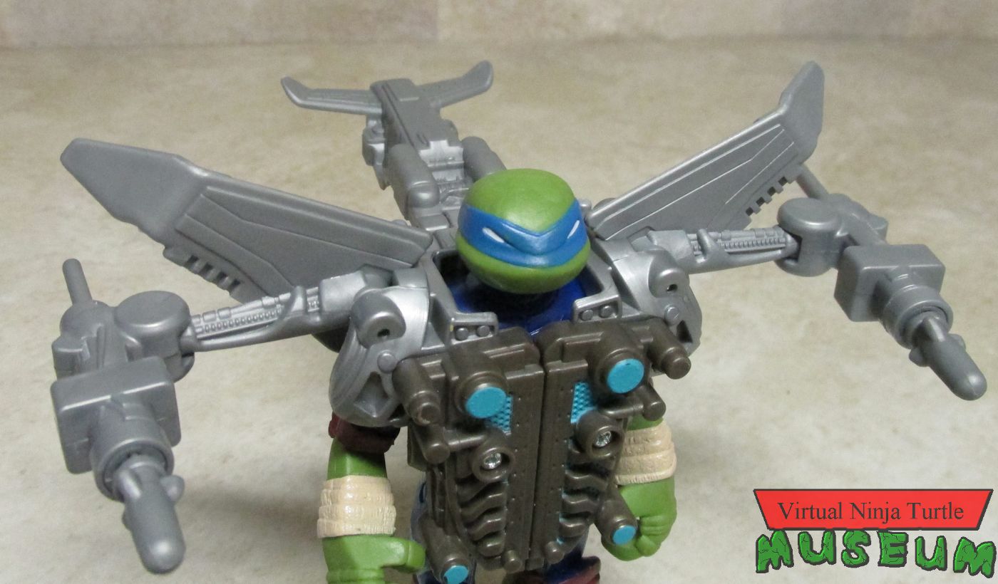 Battle Shell Leonardo in aerial mode