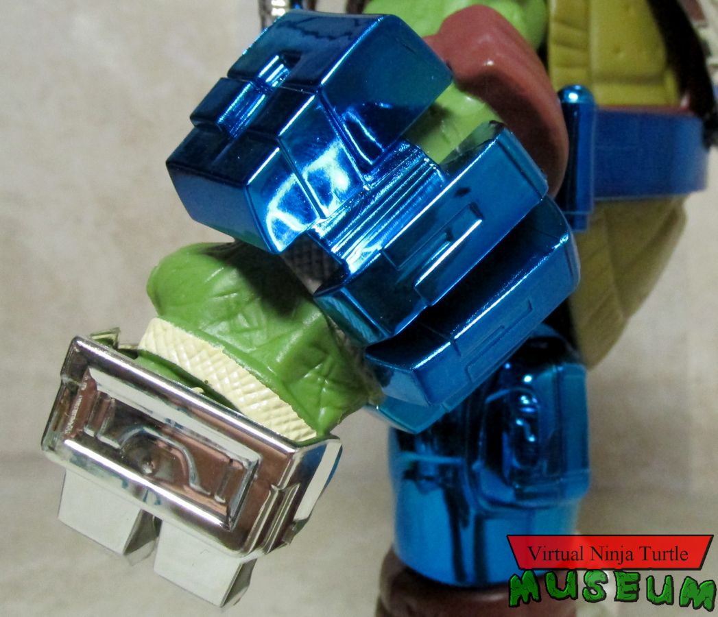 Metal Mutant Leonardo left hand