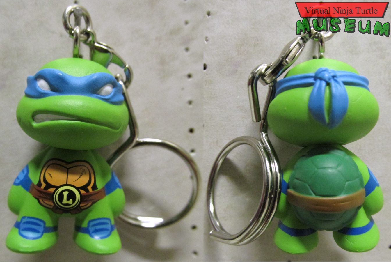 Leonardo keychain front and back