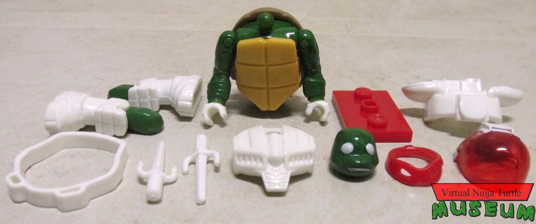 Spacesuit Raph blind bag parts