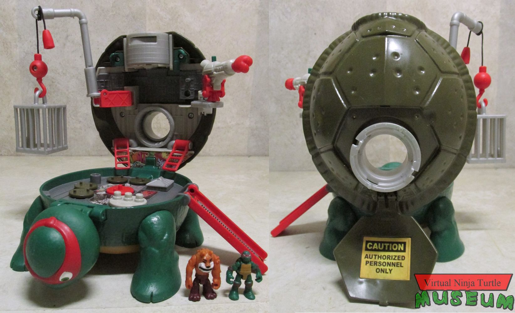 Raph's Rooftop Playset open