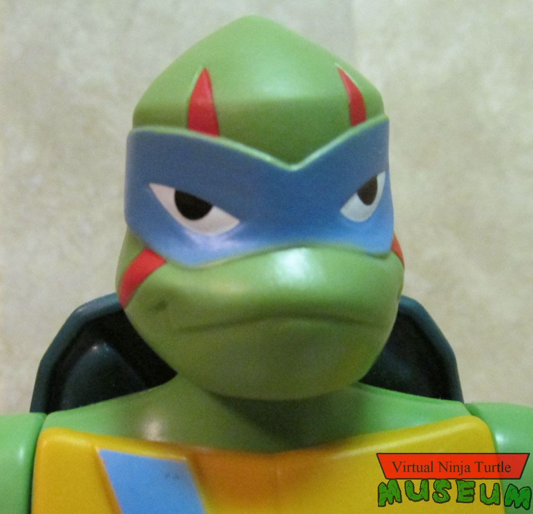 Mutant XL Leonardo close up