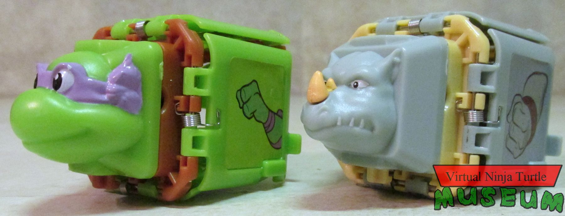 Donatello vs Rocksteady Battle Cubes