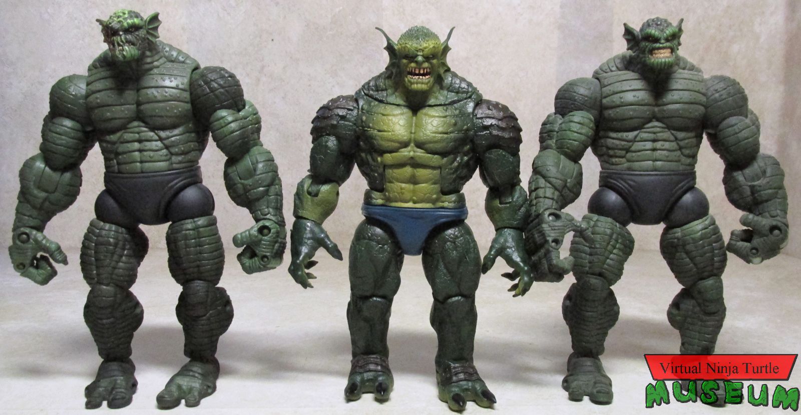 Hasbro verses Toy Biz Abomination figures