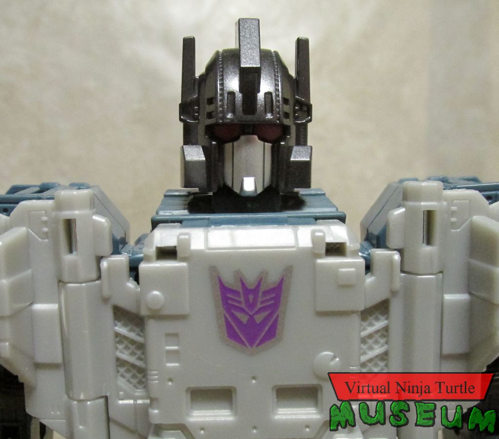 Bruticus close up